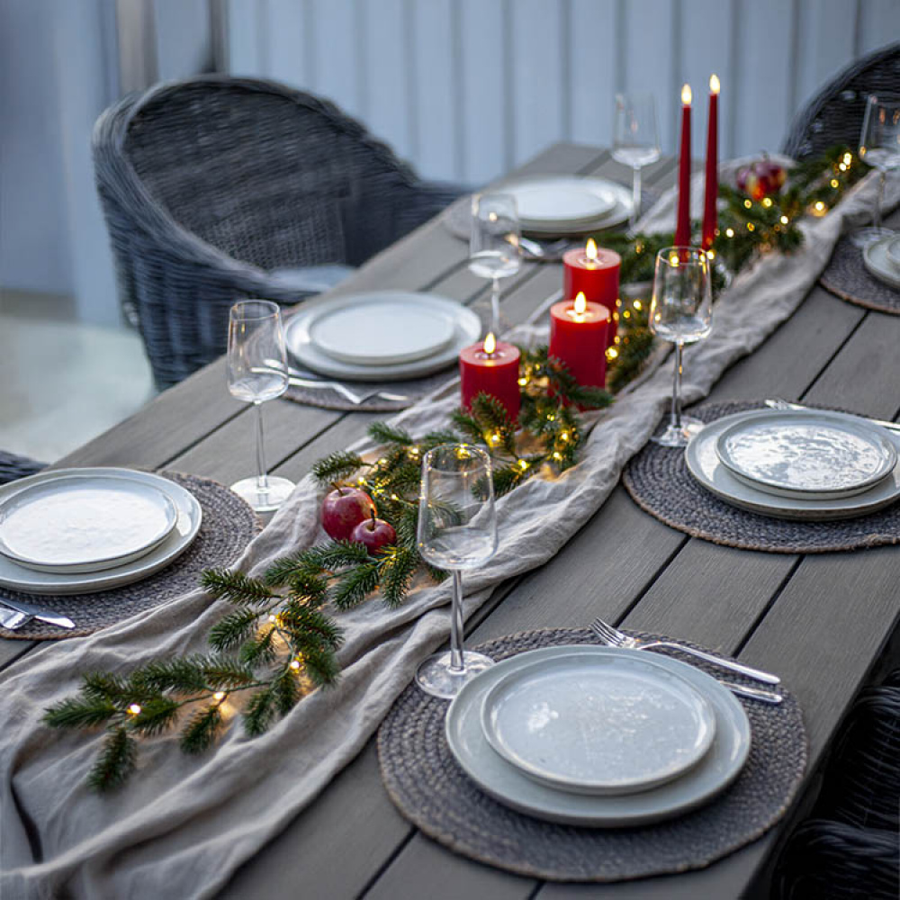 Battery-powered pine LED garland in the group Holidays / Advent & Christmas / Christmas lighting at SmartaSaker.se (14660)