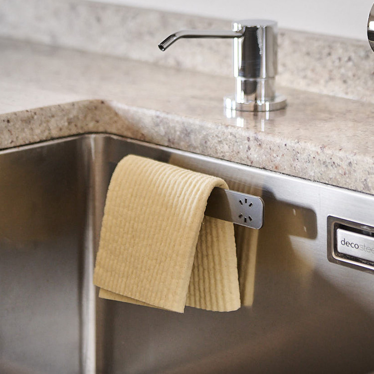 Magnetic dishcloth holder with dishcloths in the group House & Home / Dishwashing tools at SmartaSaker.se (14667)