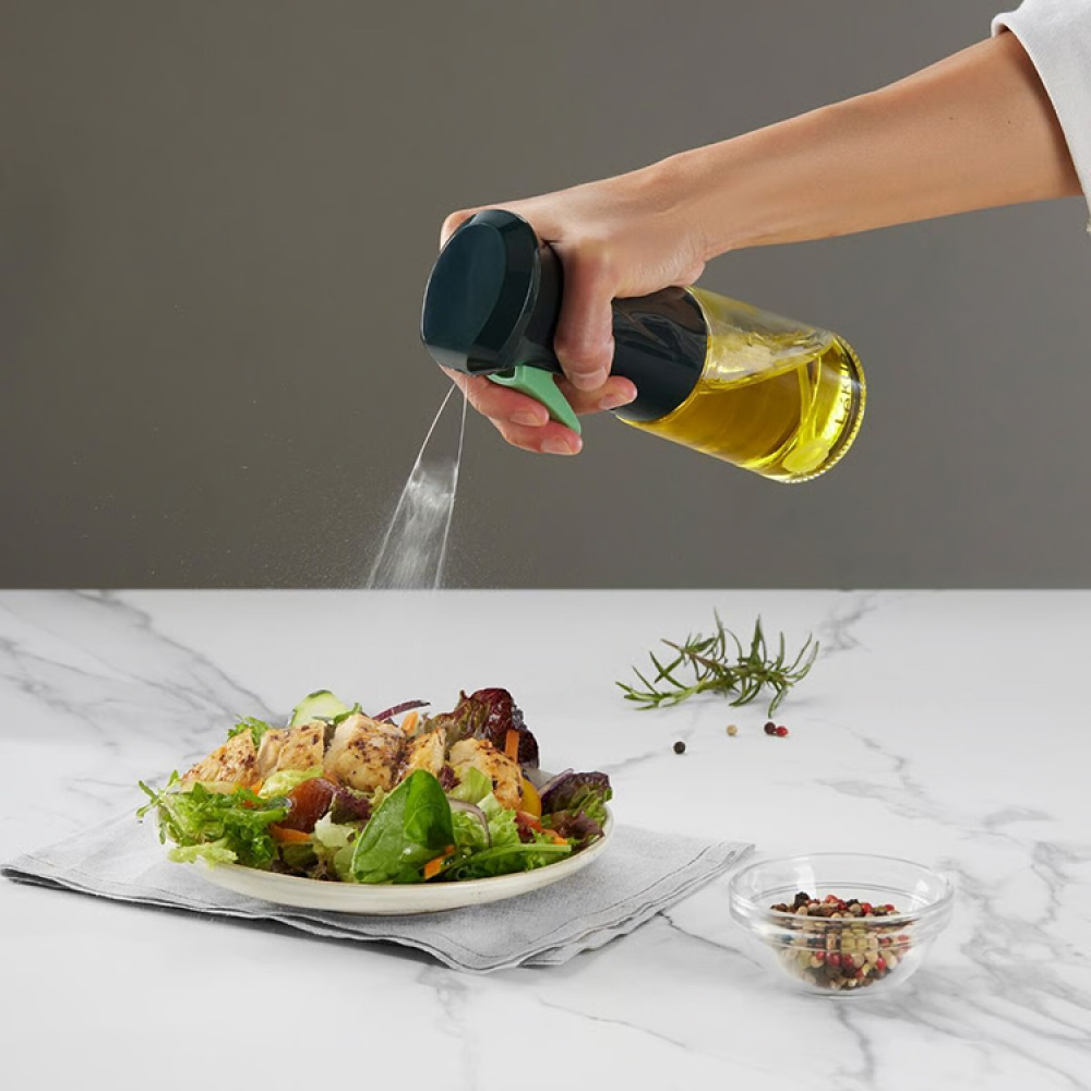 Oil Spray Bottle, Lékué in the group House & Home / Kitchen at SmartaSaker.se (14730)