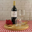 Collapsible wine glass