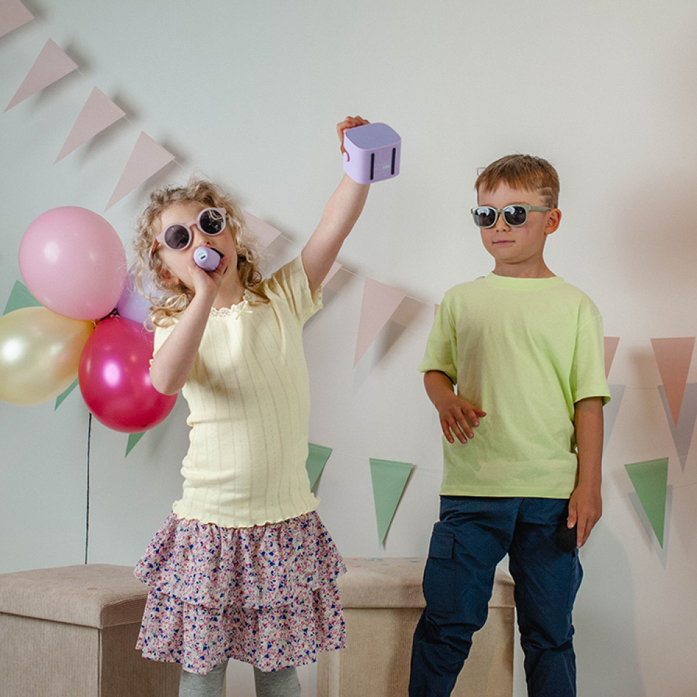 Portable karaoke set in the group House & Home / Electronics / Speakers and ear phones at SmartaSaker.se (14771)