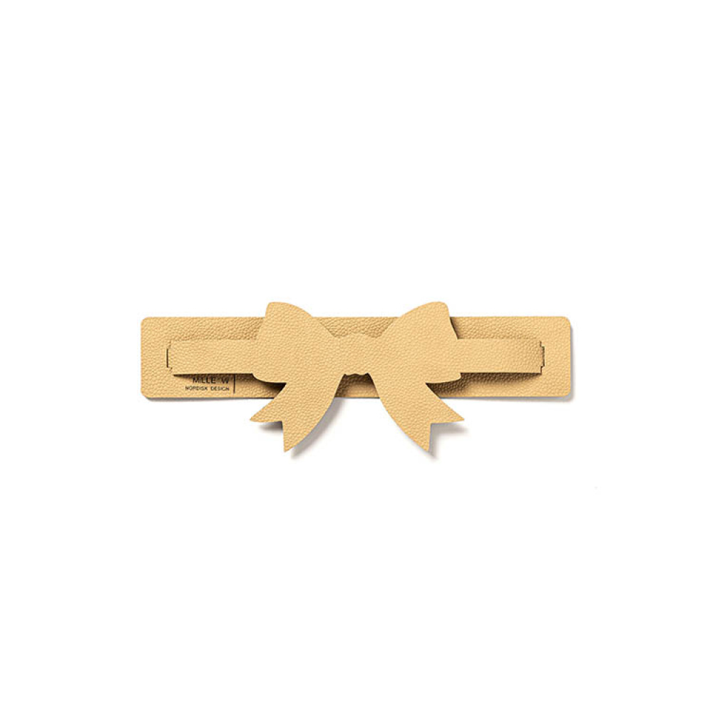Leather napkin holder with bow in the group House & Home / Kitchen / Table setting at SmartaSaker.se (14778)