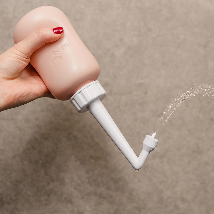 Intimate shower, Plume in the group House & Home / Bathroom / Hygiene at SmartaSaker.se (14787)