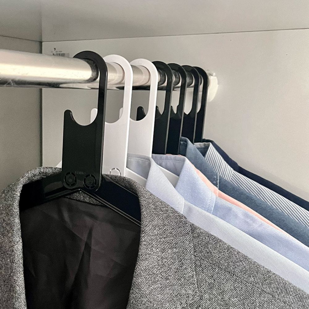 Foldable travel hanger in the group Leisure / Travelling at SmartaSaker.se (14805)