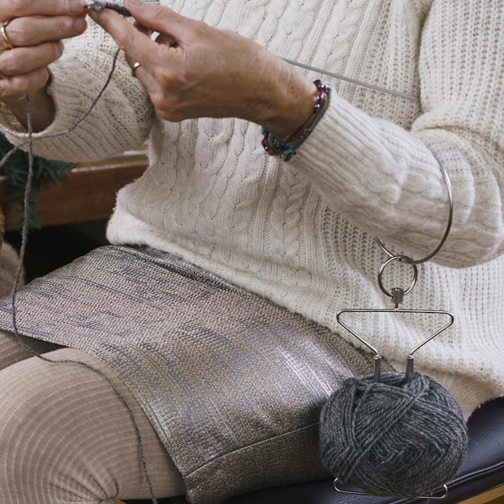Yarn holder, Twizzter in the group Leisure / Games / Crafts at SmartaSaker.se (14806)