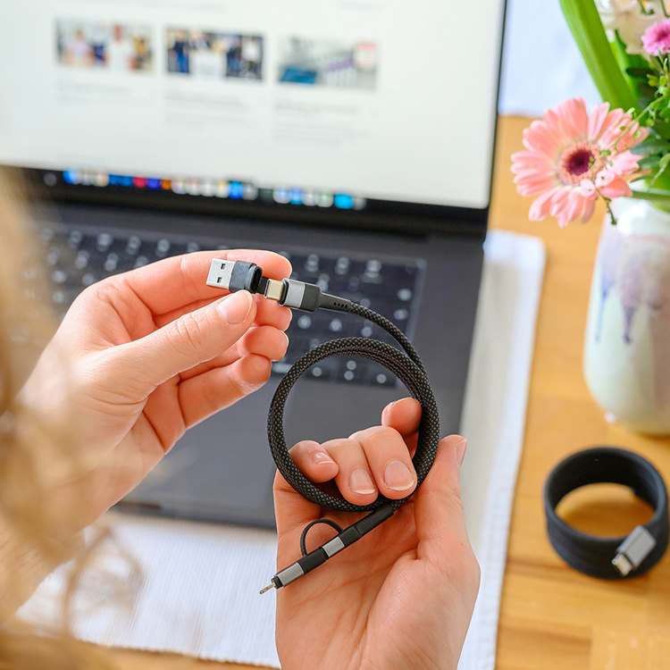 Magnetic multi-cable in the group House & Home / Electronics / Cables & Adapters at SmartaSaker.se (14811)