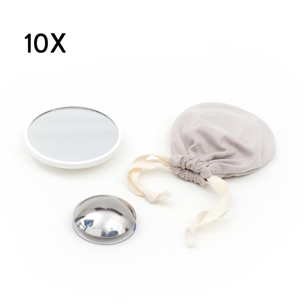 Magnifying travel mirror in the group House & Home / Bathroom at SmartaSaker.se (14982)