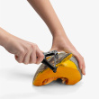 Self-sharpening vegetable peeler