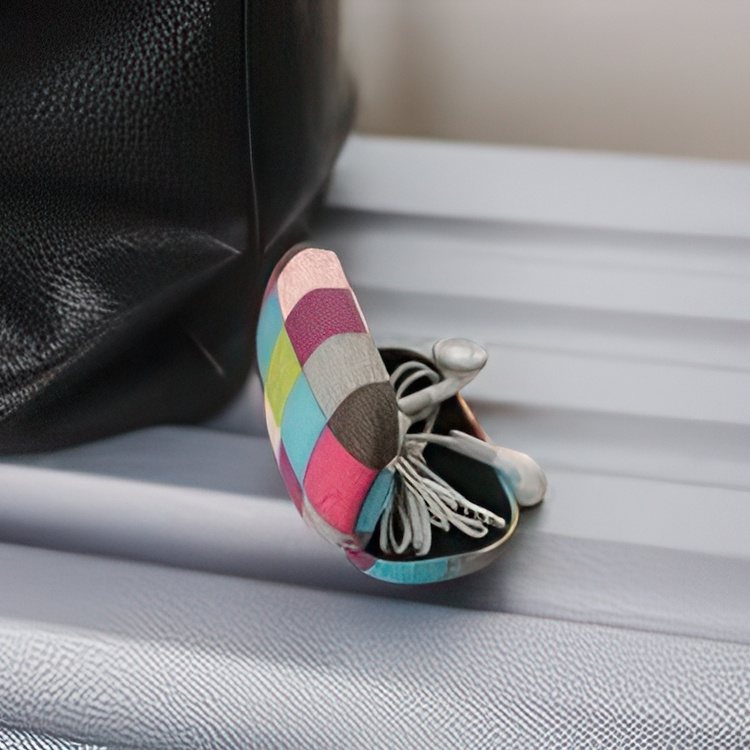 POCKET TRAVEL CASE in the group Storage / Travel storage / Travel jewelry storage at SmartaSaker.se (40048)