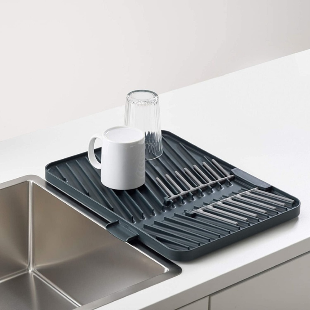 Drying Board with Plate Rack, FLIP-UP, Joseph Joseph, 40 x 32 cm, Dark Grey in the group Storage / Kitchen storage / Dish racks and sink accessories at SmartaSaker.se (40064)