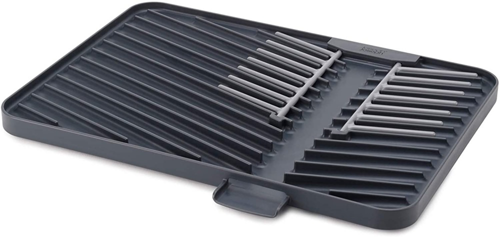 Drying Board with Plate Rack, FLIP-UP, Joseph Joseph, 40 x 32 cm, Dark Grey in the group Storage / Kitchen storage / Dish racks and sink accessories at SmartaSaker.se (40064)