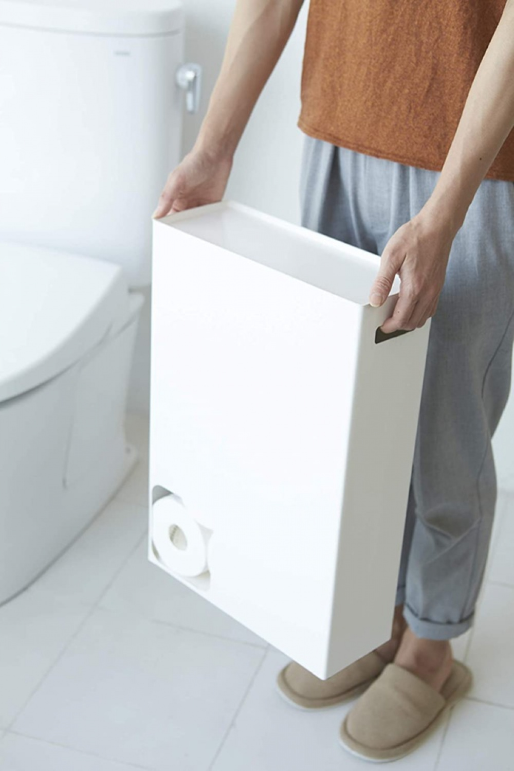 Container for toilet paper, PLATE LARGE STOCKER, Yamazaki, White in the group Storage / Bathroom storage at SmartaSaker.se (40087)