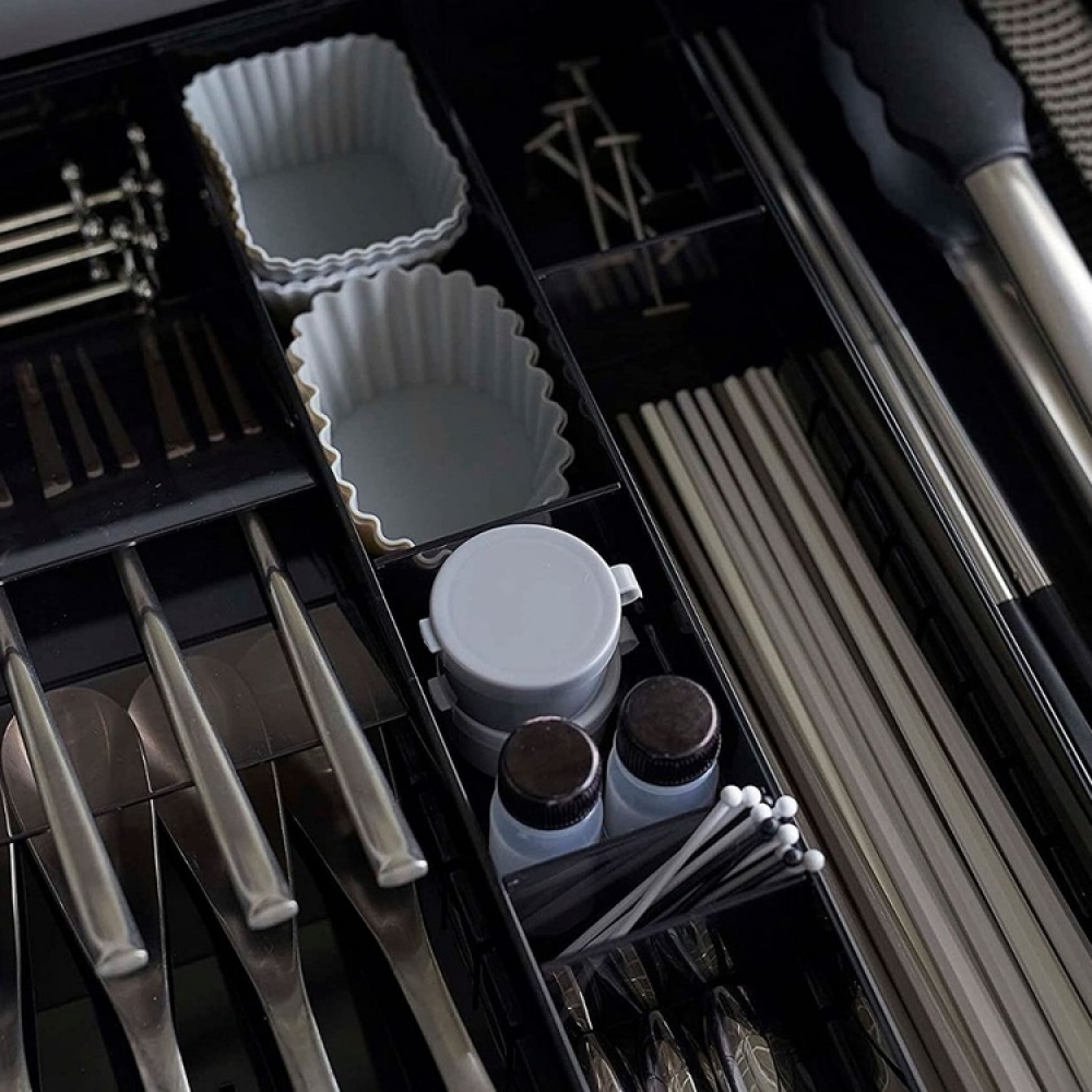 Cutlery ant Utensil Tray, Expanding, TOWER DIAGONALY STACKING, Yamazaki in the group Storage / Kitchen storage / Kitchen cabinet organizers / Cutlery drawers at SmartaSaker.se (40125)