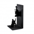Bookend in metal, ROMEO & JULIET, 10 x 8,5 x H 17 cm, Black Bookend in metal, ROMEO & JULIET, 10 x 8,5 x H 17 cm, Black