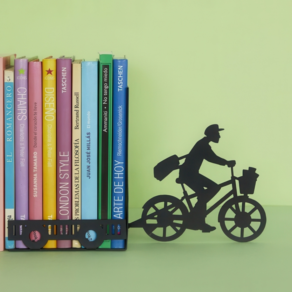 Bookend in metal, POSTMAN, 27 x 10 x H 17 cm, Black in the group Storage / Office supplies at SmartaSaker.se (40205)