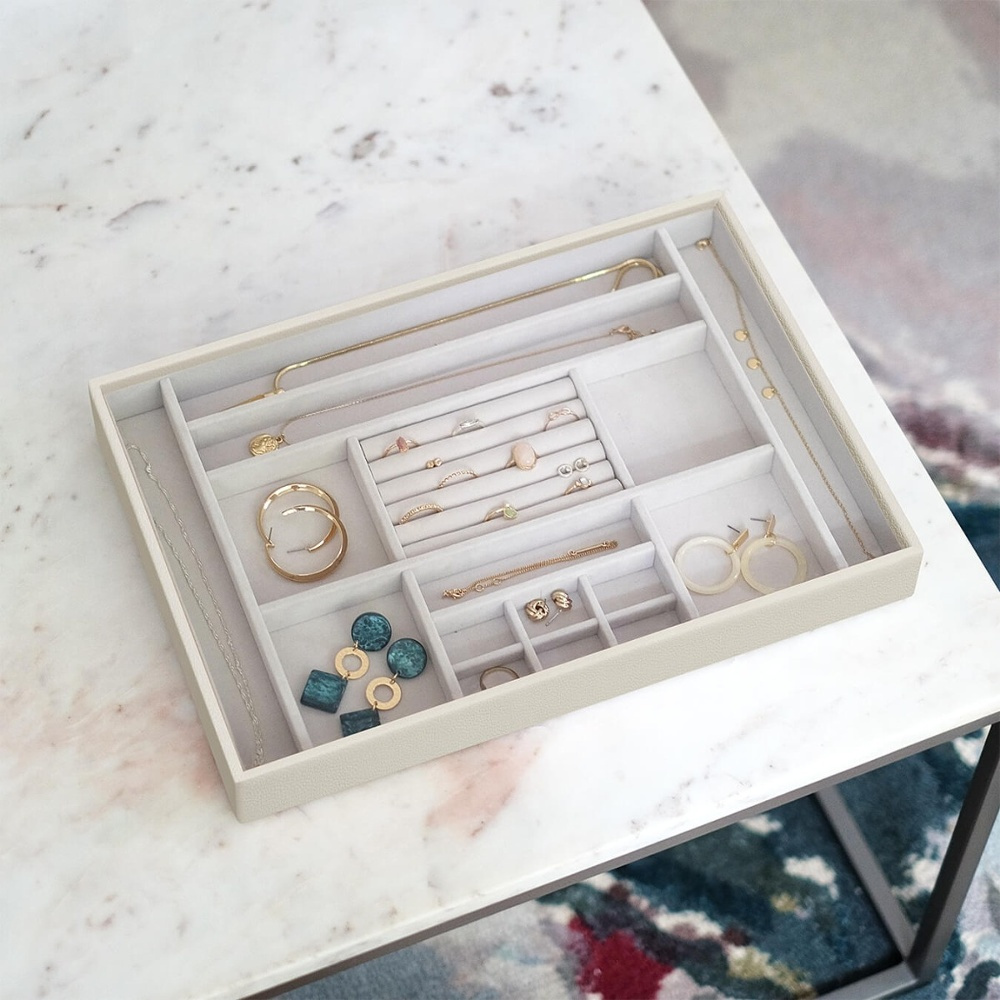 Jewellery Tray, 16 Sections, SUPERSIZE STACKERS, 36 x 25 x H 4 cm, Oatmeal in the group Storage / Bedroom storage / Jewelry storage at SmartaSaker.se (40243)