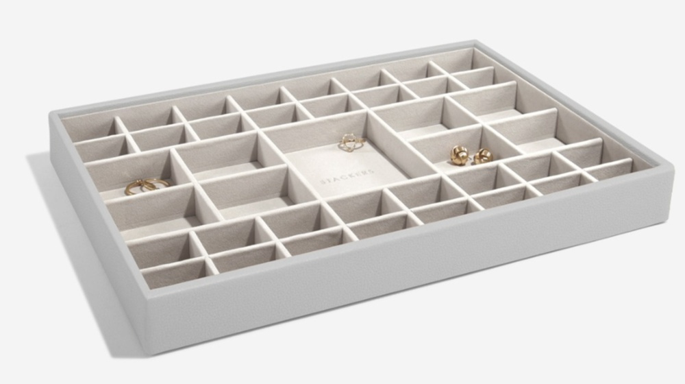 Jewellery Tray, 41 Sections, SUPERSIZE STACKERS, 36 x 25 x H 4 cm, Pebble Grey in the group Storage / Bedroom storage / Jewelry storage at SmartaSaker.se (40246)