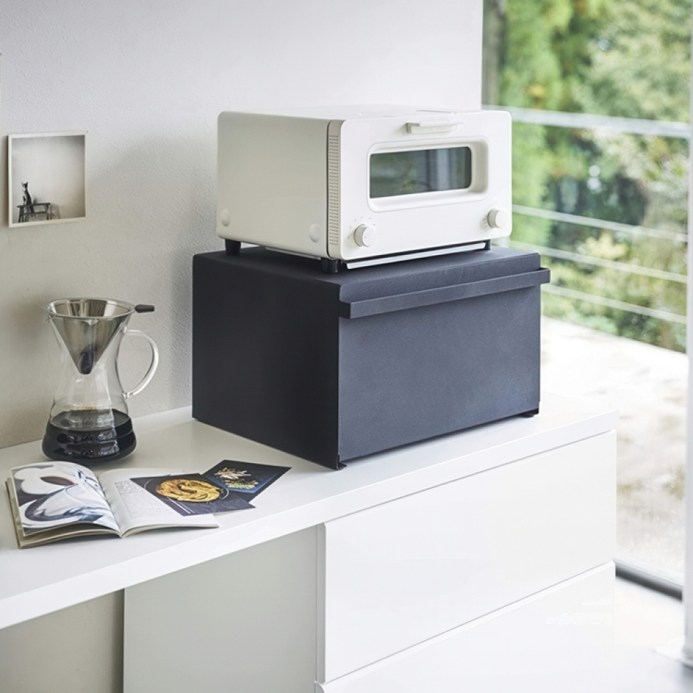 Steel Bread box, TOWER BREAD CASE, 40 x 34,5 x H 24 cm, Yamazaki, Black in the group Storage / Kitchen storage at SmartaSaker.se (40252)