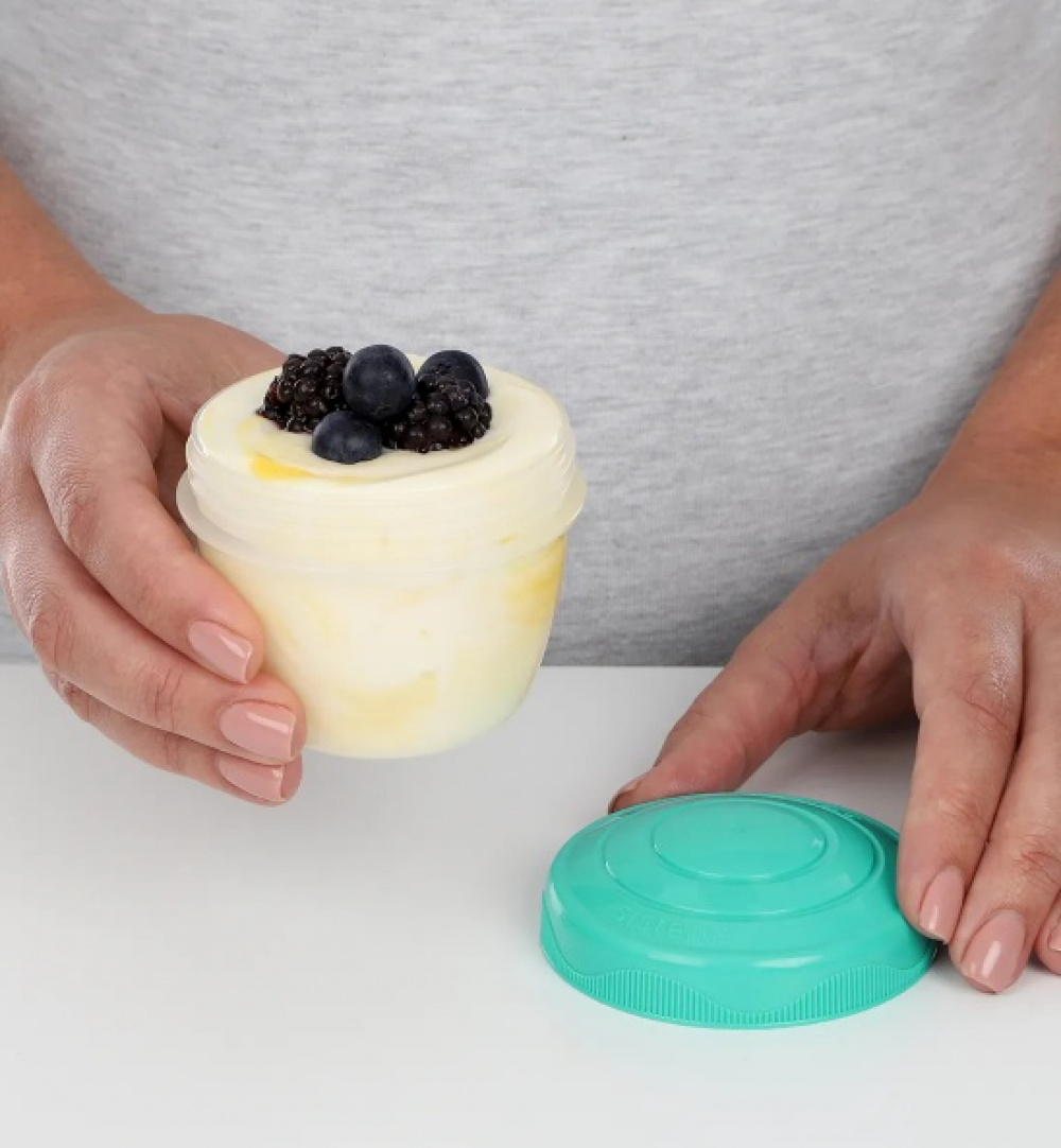 Round plastic mini jar 0.15L, Sistema in the group Storage / Kitchen storage / Food containers / Plastic lunch boxes at SmartaSaker.se (40271)