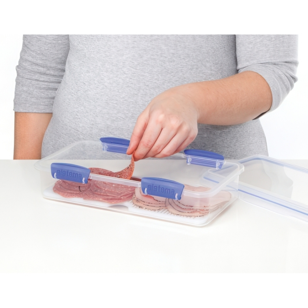 Fridge storage, Long Rectangle, DELI STORER, 1,75 L, Klear / Blue in the group Storage / Kitchen storage / Storage jars at SmartaSaker.se (40279)