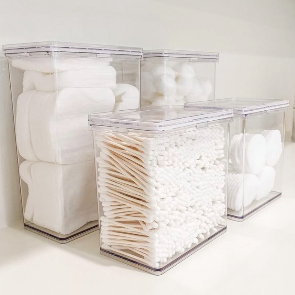 Container for Dry Food, 1,4 L, THE HOME EDIT MEDIUM CANISTER, 10,2 x 15,2 x H 15,6 cm, Transparent in the group Storage / Kitchen storage / Storage bins and jars at SmartaSaker.se (40296)