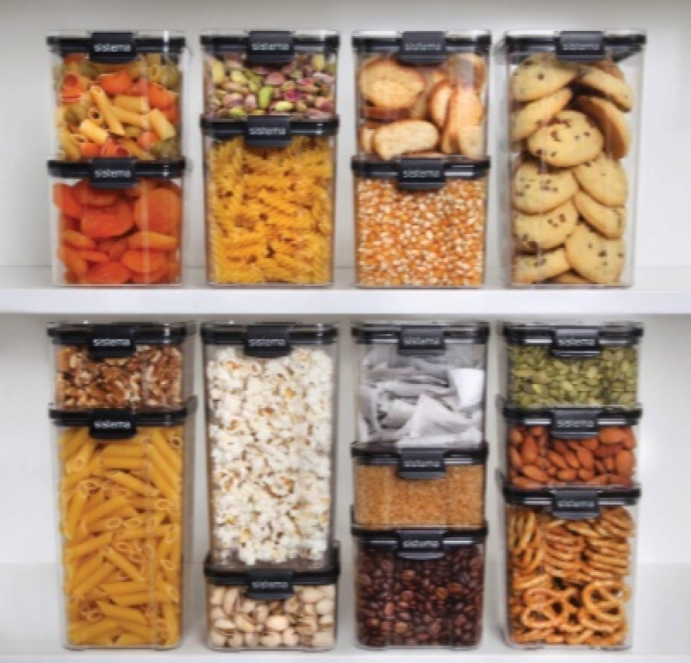 Canister, 700 ml, TRITAN ULTRA SQUARE, Clear / Black in the group Storage / Kitchen storage / Storage bins and jars / Sistema at SmartaSaker.se (40312)