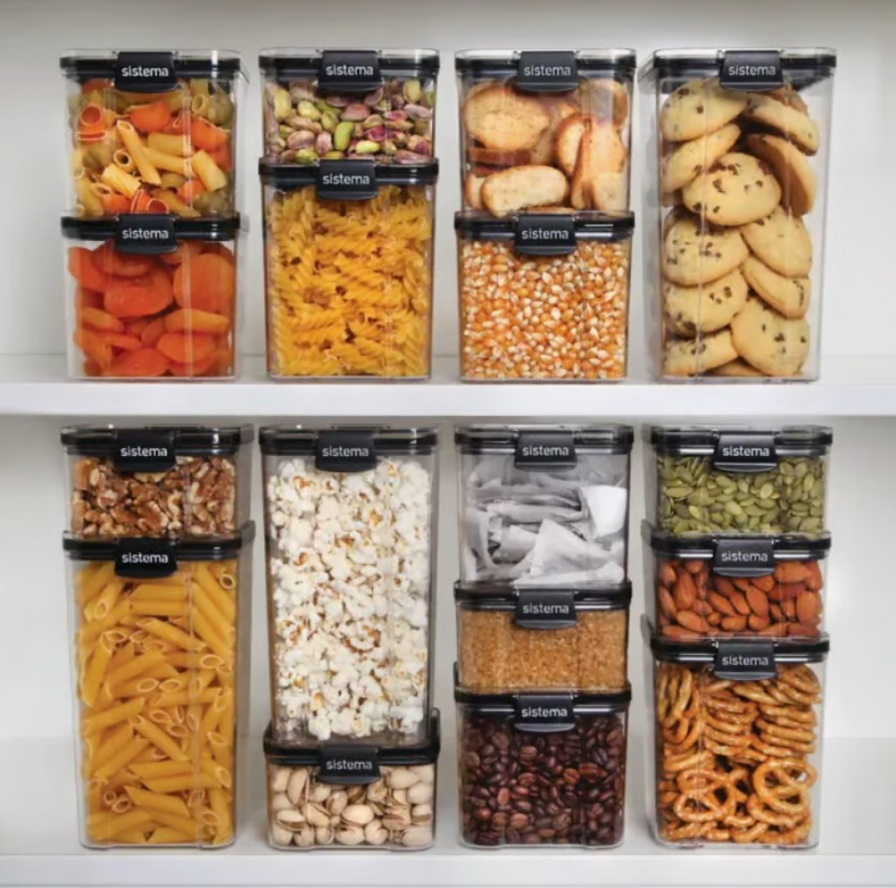 Canister, 1,3 L, TRITAN ULTRA SQUARE, Clear / Black in the group Storage / Kitchen storage / Storage bins and jars / Sistema at SmartaSaker.se (40315)