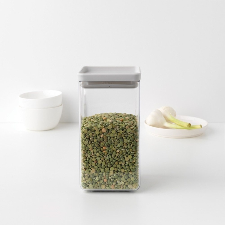 Canister, 1,6 L, TASTY+ SQUARE MEDIUM, Brabantia in the group Storage / Kitchen storage / Storage jars / Brabantia storage jars at SmartaSaker.se (40318)