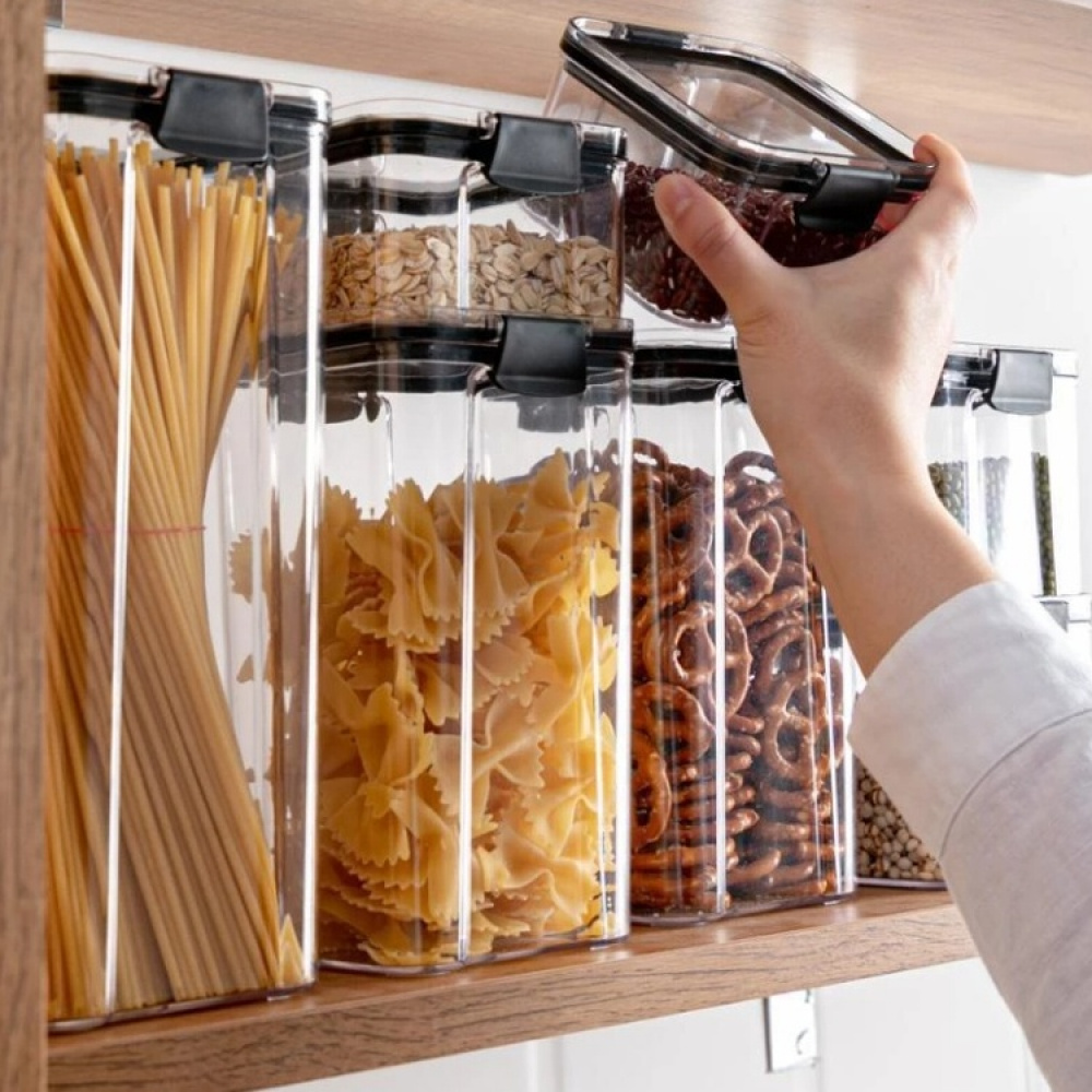 Canister, 1,9 l, TRITAN ULTRA SQUARE, Clear / Black in the group Storage / Kitchen storage at SmartaSaker.se (40320)