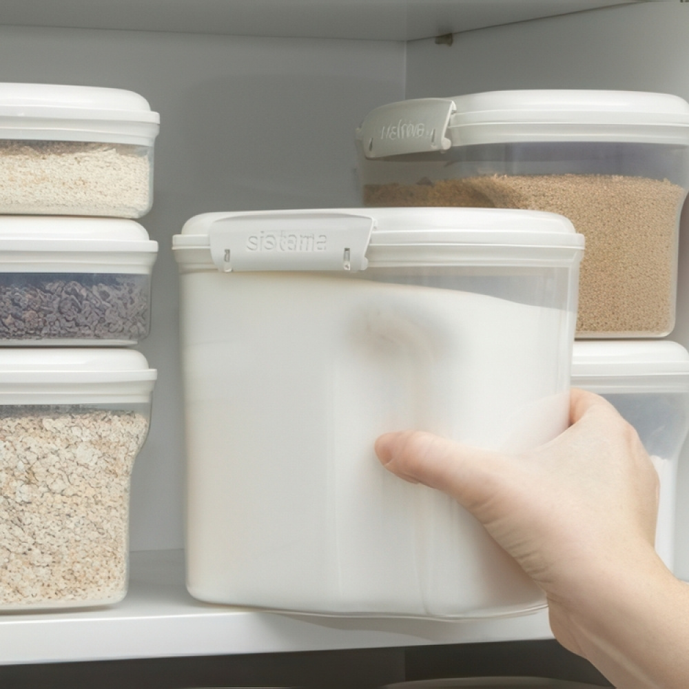 Jar, for flour, grain, etc., 2,4 L BAKE IT, Transparent / White in the group Storage / Kitchen storage / Storage jars / Sistema storage jars at SmartaSaker.se (40330)