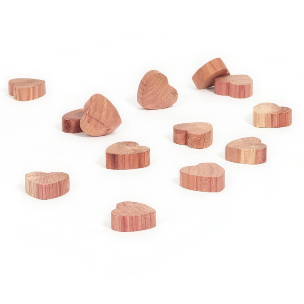 Cedar Hearts, Set of 15, PETIT COEUR, Nature in the group Storage / Wardrobe storage at SmartaSaker.se (40360)