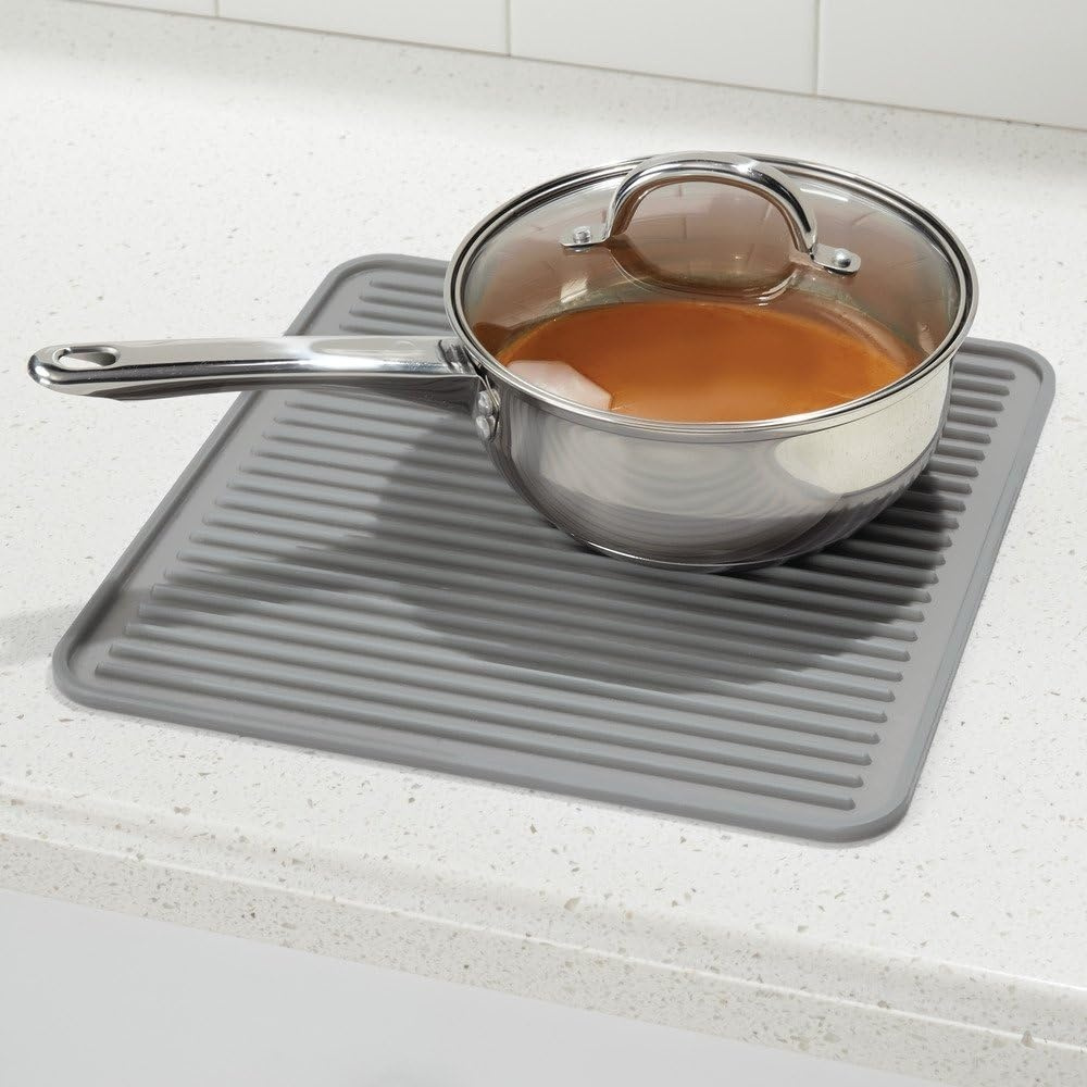 Draining Mat / Trivet, Small, SILICONE , 30,5 x 30,5 cm, Grey in the group Storage / Kitchen storage / Dish racks and sink accessories at SmartaSaker.se (40418)
