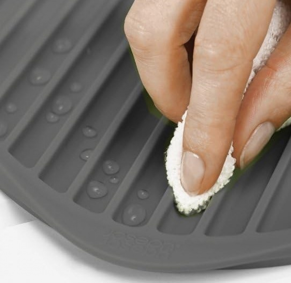 Draining Mat, Folding, FLUME LARGE 31,5 x 43,5 cm, Joseph Joseph, Dark Grey in the group Storage / Kitchen storage / Dish racks and sink accessories at SmartaSaker.se (40420)