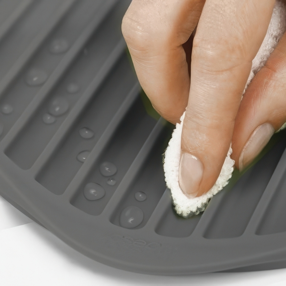 Draining Mat, Folding, FLUME LARGE 31,5 x 43,5 cm, Joseph Joseph, Dark Grey in the group Storage / Kitchen storage / Dish racks and sink accessories at SmartaSaker.se (40420)