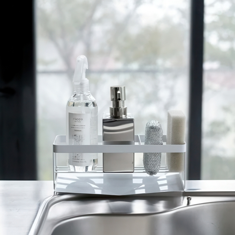 Bottle & sponge holder, TOWER SINK ORGANIZER, Yamazaki, White in the group Storage / Kitchen storage / Dish racks and sink accessories at SmartaSaker.se (40424)