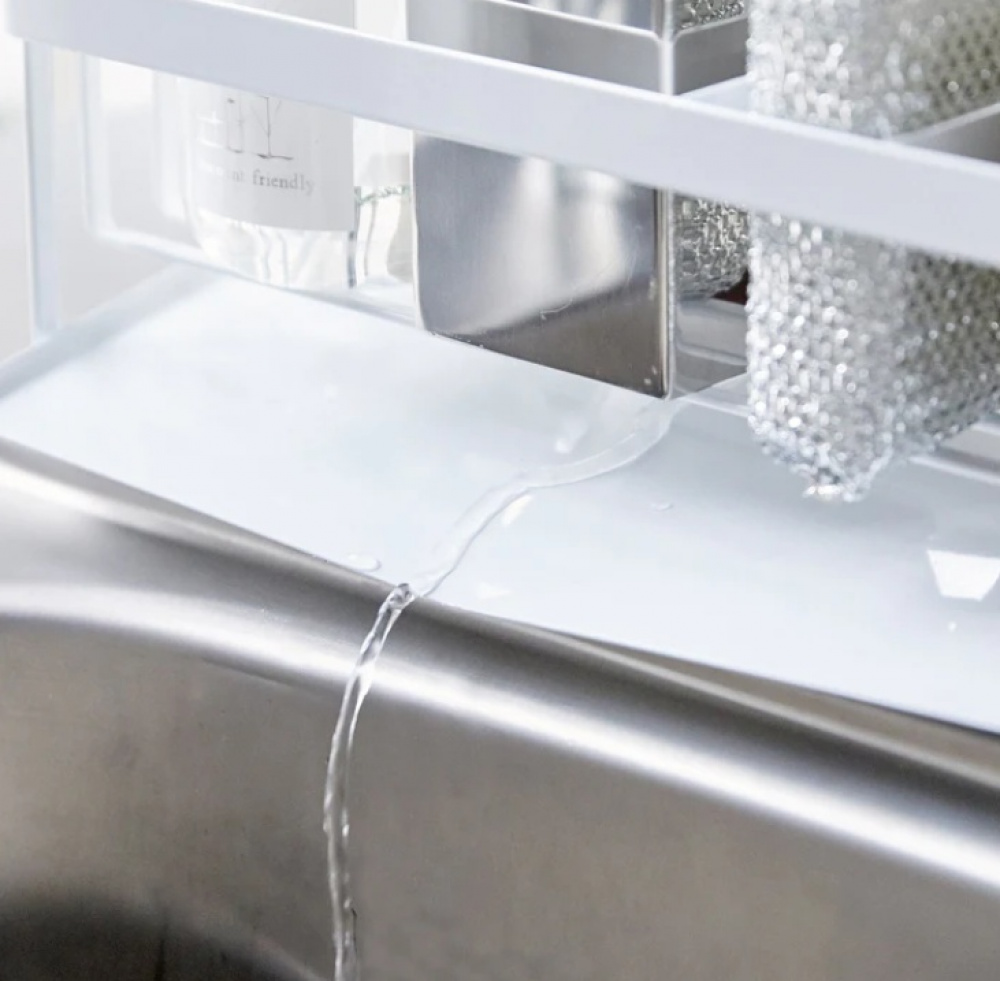 Bottle & sponge holder, TOWER SINK ORGANIZER, Yamazaki, White in the group Storage / Kitchen storage / Dish racks and sink accessories at SmartaSaker.se (40424)