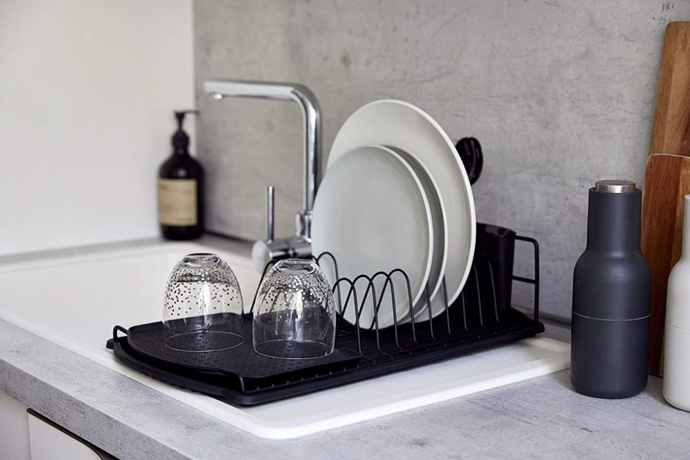 Dish Rack with cutlery basket, Extra Narrow, BASIC, 47,5 x 26,5 x H11 cm, Black in the group Storage / Kitchen storage / Dish racks and sink accessories at SmartaSaker.se (40440)
