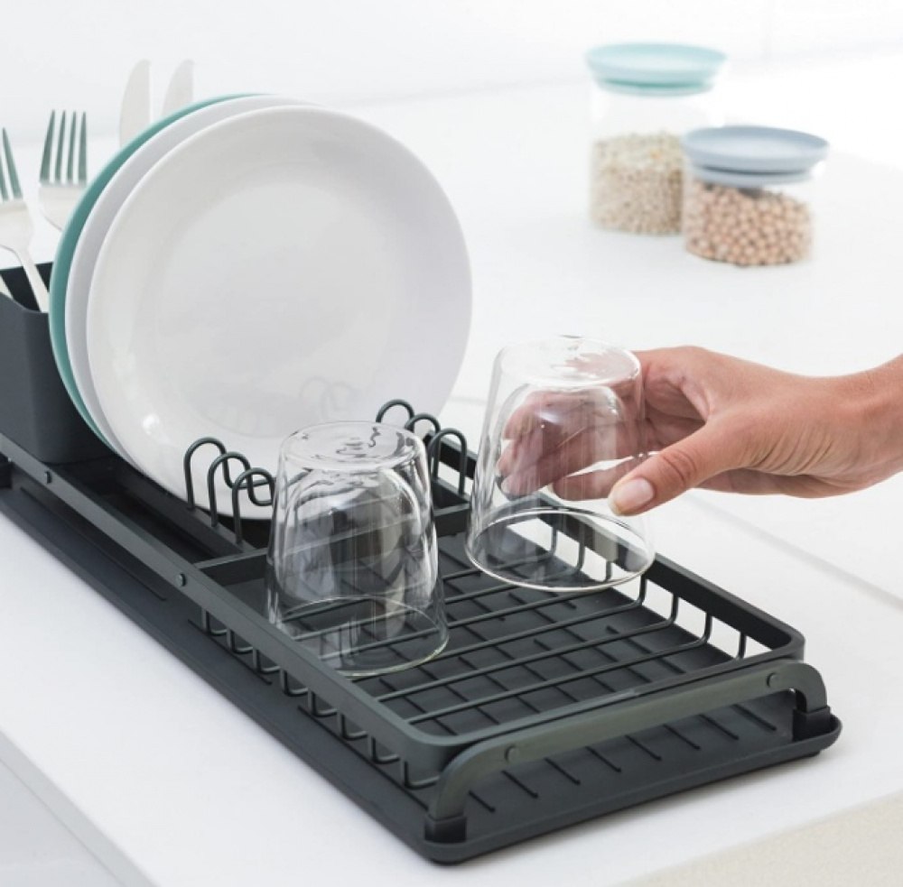 Slim dish rack, Brabantia in the group Storage / Kitchen storage / Dish racks and sink accessories at SmartaSaker.se (40441)