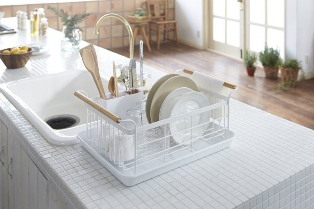 Dish Rack with tray, TOSCA DISH DRAINER, 47 x 33,5 x H 20cm, Yamazaki, White in the group Storage / Kitchen storage / Dish racks and sink accessories at SmartaSaker.se (40444)