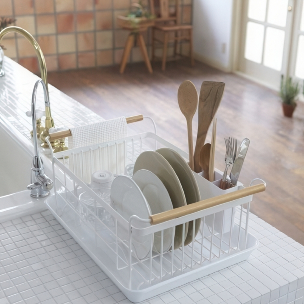 Dish Rack with tray, TOSCA DISH DRAINER, 47 x 33,5 x H 20cm, Yamazaki, White in the group Storage / Kitchen storage / Dish racks and sink accessories at SmartaSaker.se (40444)