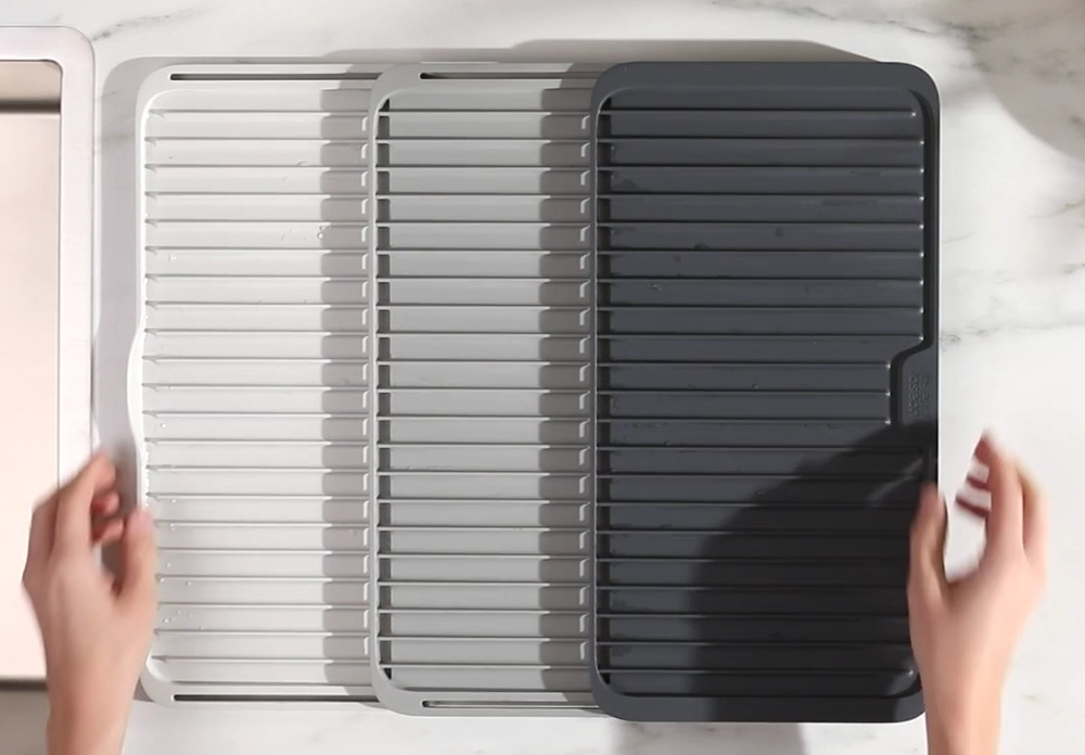 Expandable Draining Board, TIER, Joseph Joseph, Grey in the group Storage / Kitchen storage / Dish racks and sink accessories at SmartaSaker.se (40468)