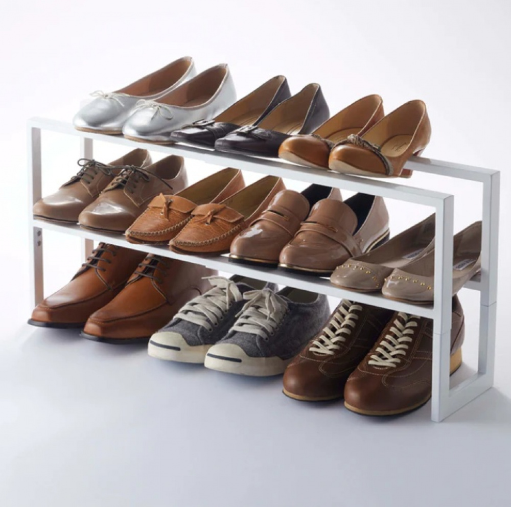 Expandable Shoe Rack in Metal, LINE 2-TIERED, 38 ~ 70 x 15 x H 30 cm, Yamazaki, White in the group Storage / Hallway storage / Shoe racks at SmartaSaker.se (40562)