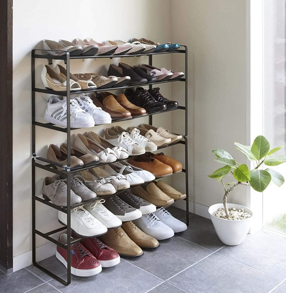 Expandable Shoe Rack in Metal, Stackable, FRAME 3-TIERED, Yamazaki, Black in the group Storage / Hallway storage / Shoe racks at SmartaSaker.se (40563)