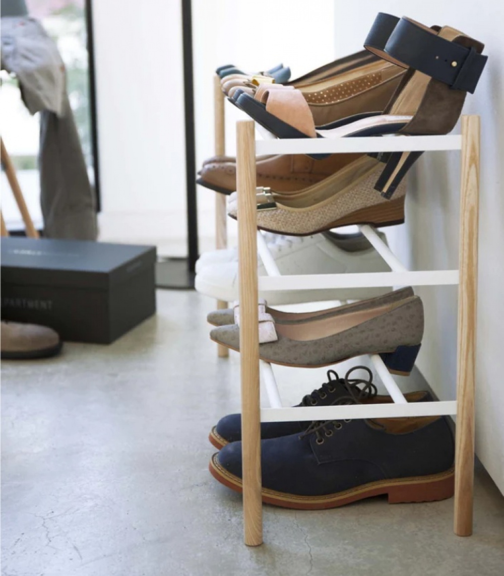 Expandable Shoe Rack, PLAIN 3-TIERED, Yamazaki, White / Nature in the group Storage / Hallway storage / Shoe racks at SmartaSaker.se (40567)