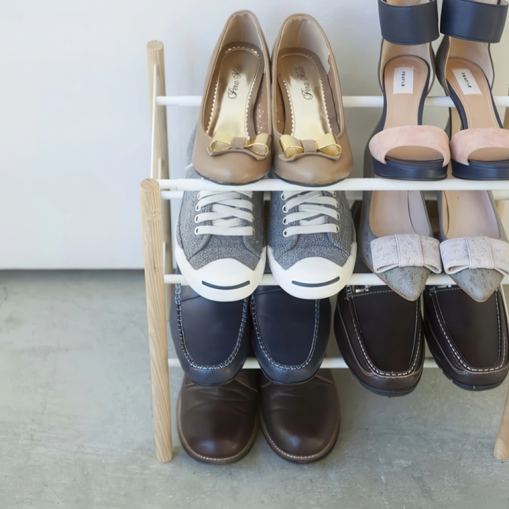 Expandable Shoe Rack, PLAIN 3-TIERED, Yamazaki, White / Nature in the group Storage / Hallway storage / Shoe racks at SmartaSaker.se (40567)