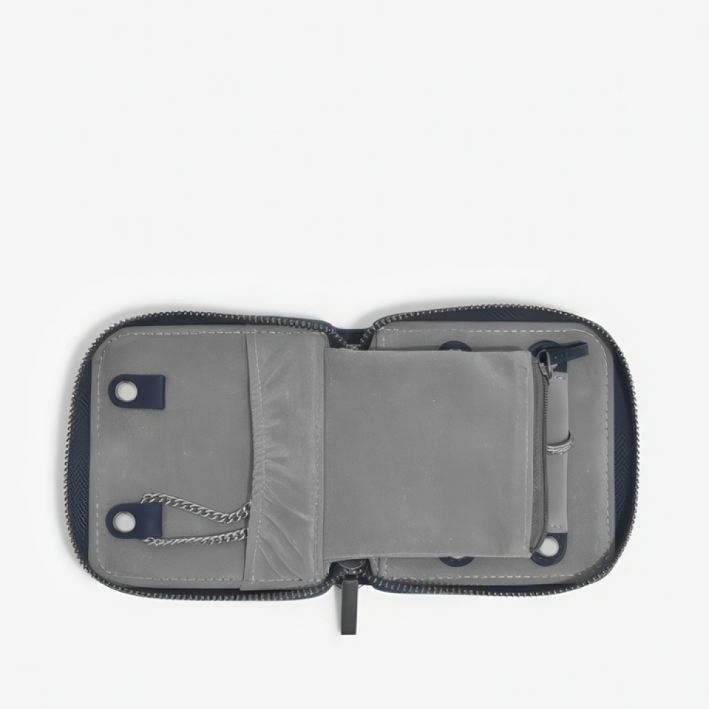 Purse, STACKERS MAN COMPACT JEWELLRY ROLL, 11 x 11 x 2,5 cm, Pebble Navy / Grey in the group Storage / Travel storage / Travel jewelry storage at SmartaSaker.se (40611)