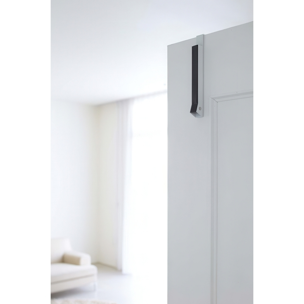 Folding clothes hanger, SMART FOLDING DOOR HANGER, Yamazaki, White / Black in the group Storage / Wardrobe storage / Hangers and hooks at SmartaSaker.se (40640)