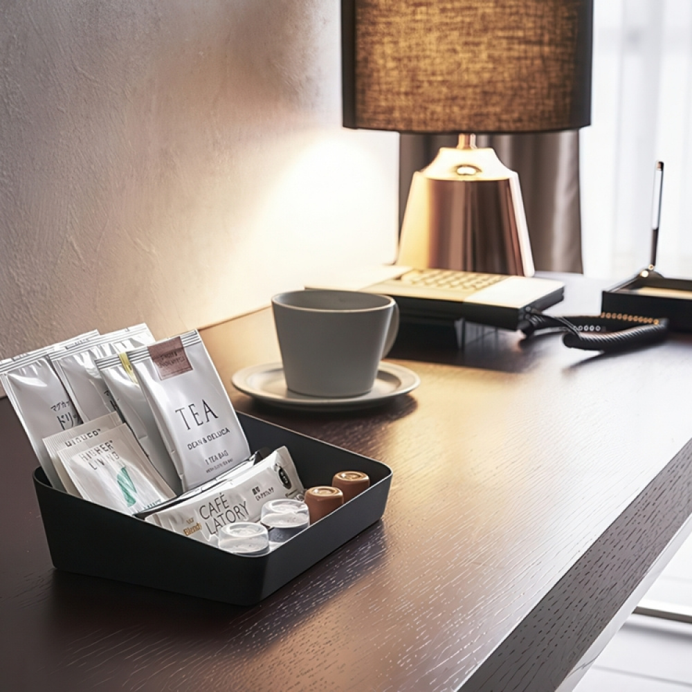 Storage tray in metal, TOWER AMENITY TRAY, 17,5 x 13,5 x H 5 cm, Yamazaki in the group Storage / Storage boxes / Mini organizers at SmartaSaker.se (40678)