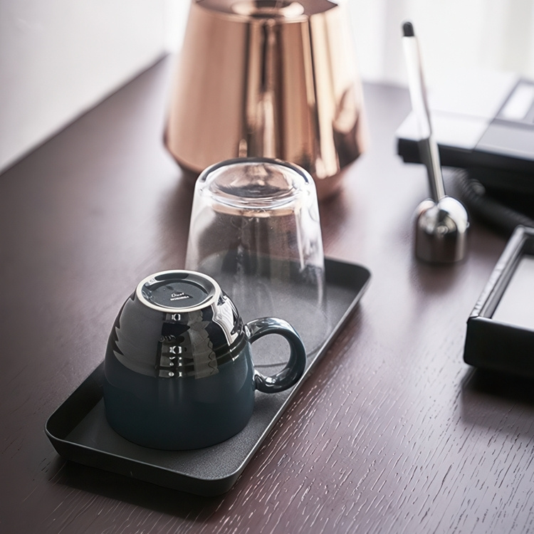 Storage tray in metal, TOWER AMENITY TRAY, 22 x 10 x H 1,5 cm, Yamazaki in the group Storage / Bathroom storage at SmartaSaker.se (40725)