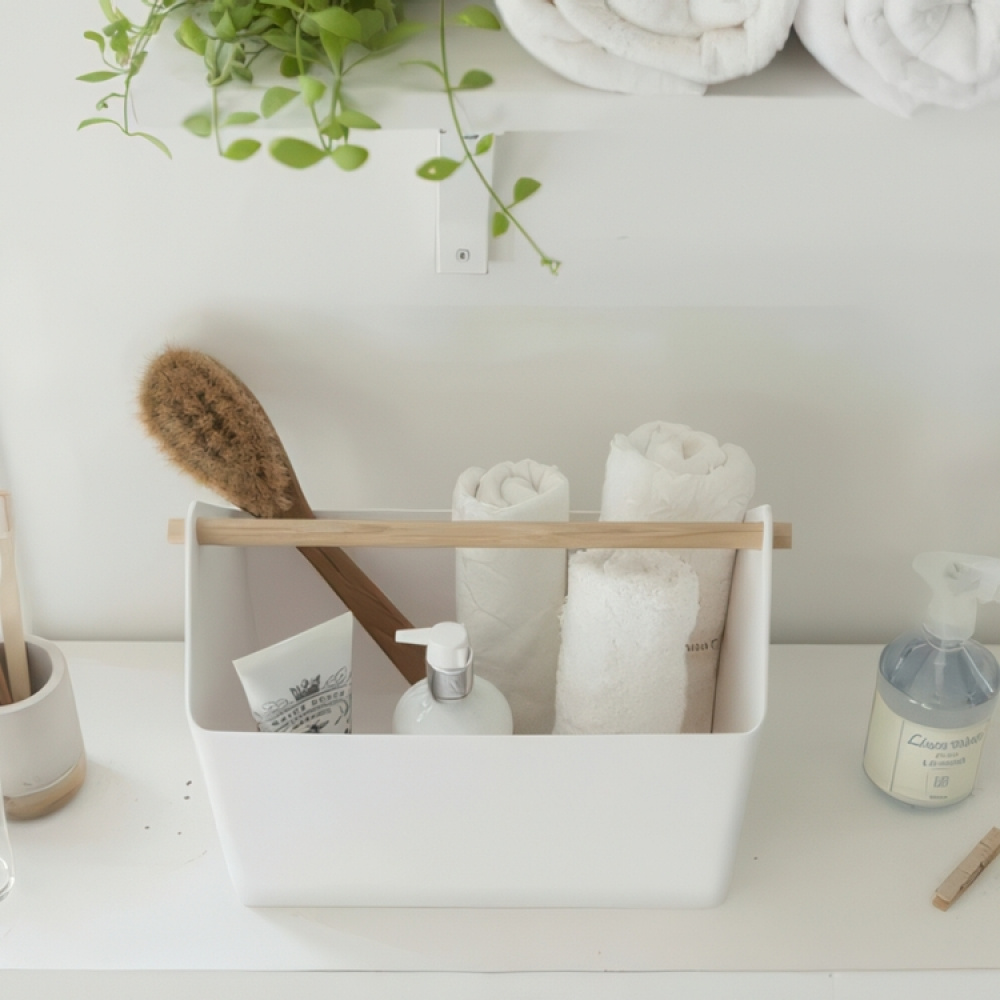 Basket with wooden handle, FAVORI, 37 x 21 x H 24 cm, Yamazaki, White in the group Storage / Storage room and garage / Baskets and buckets at SmartaSaker.se (40767)